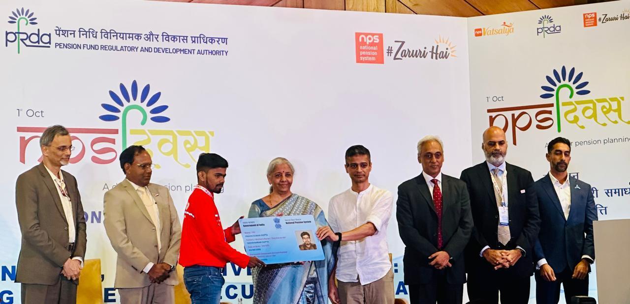 zomato hdfc pension